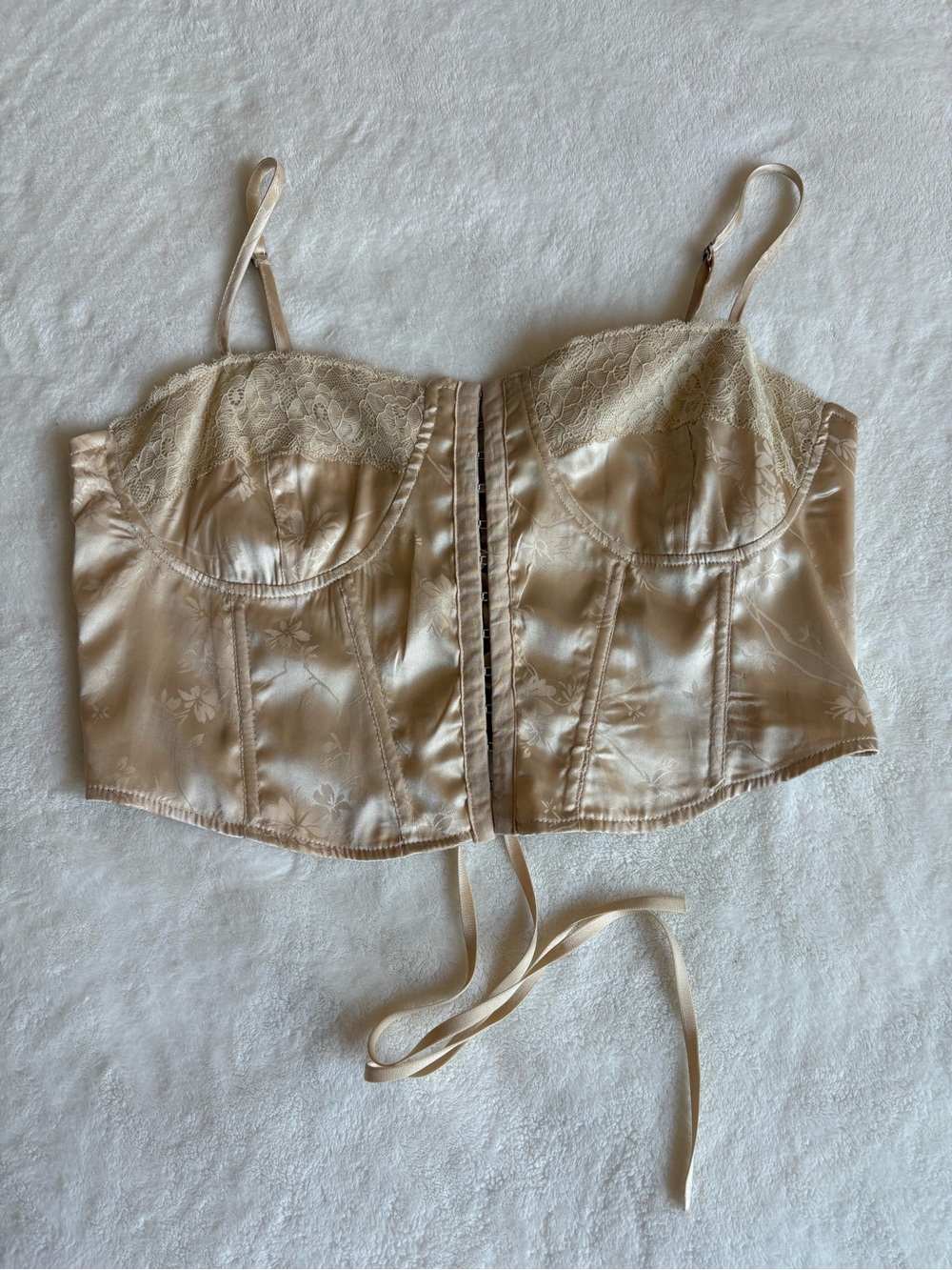 L.A. Hearts Satin Floral Lace Corset 
Top (Medium)
